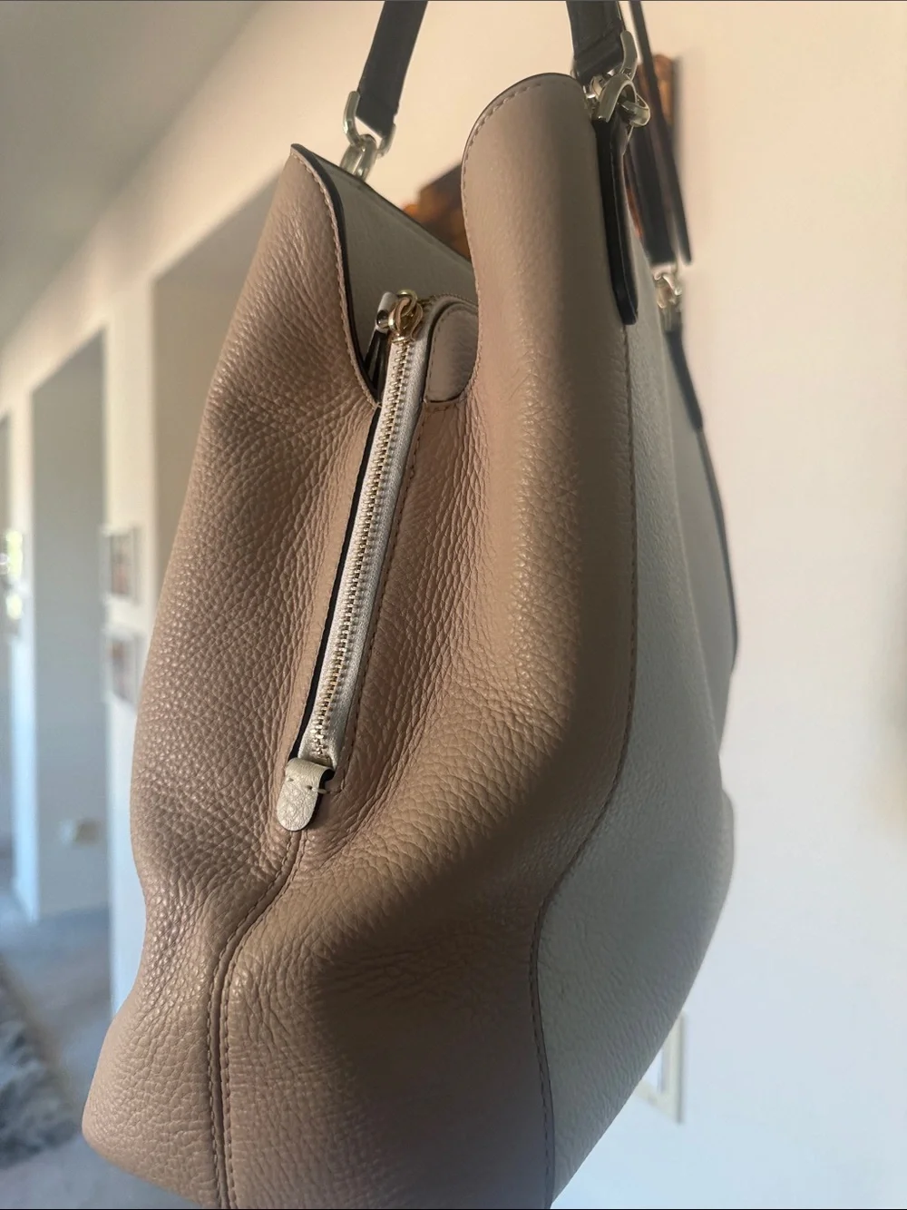 kate spade White and Blush/Tan Leather Shoulder Bag